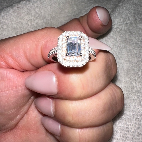 Emerald cut 2 karat lab diamonds sterling silver ring size 6 - Picture 6 of 7